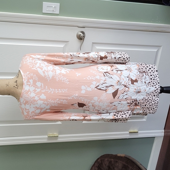 Venus Print Dress - Picture 4 of 9